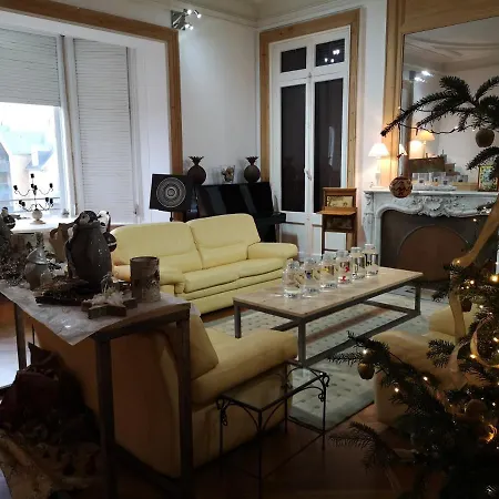 Будинок відпочинку D'hotes - Ariane *