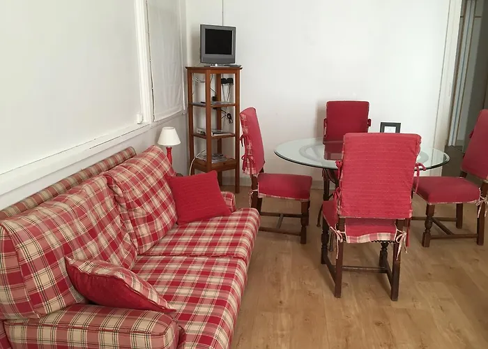 D'hotes - Ariane Будинок відпочинку