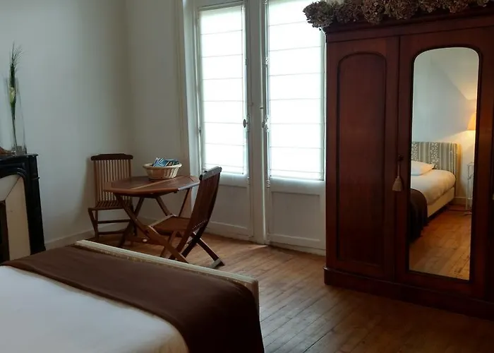 D'hotes - Ariane Будинок відпочинку *